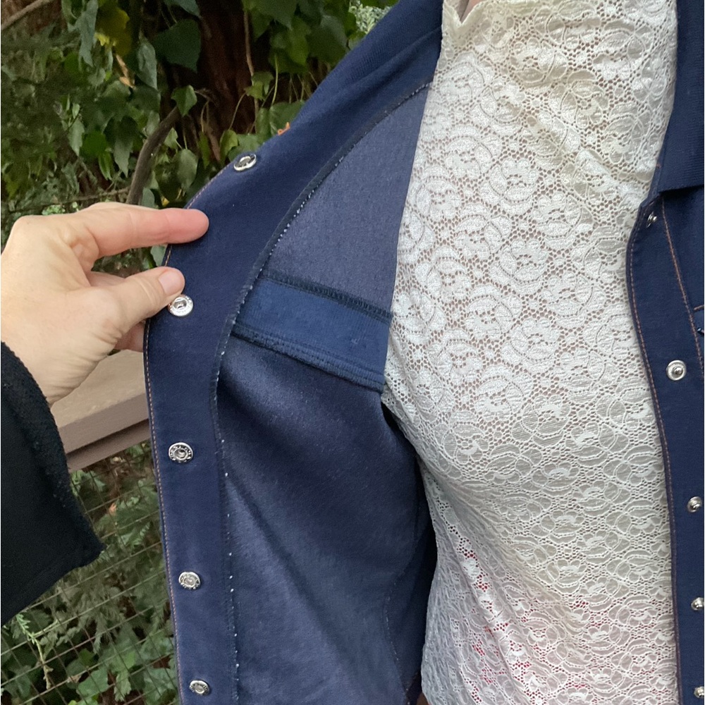 VTG  stretch Denim look blue western lightweight collared cuffs beads snap top M - Picture 6 of 12